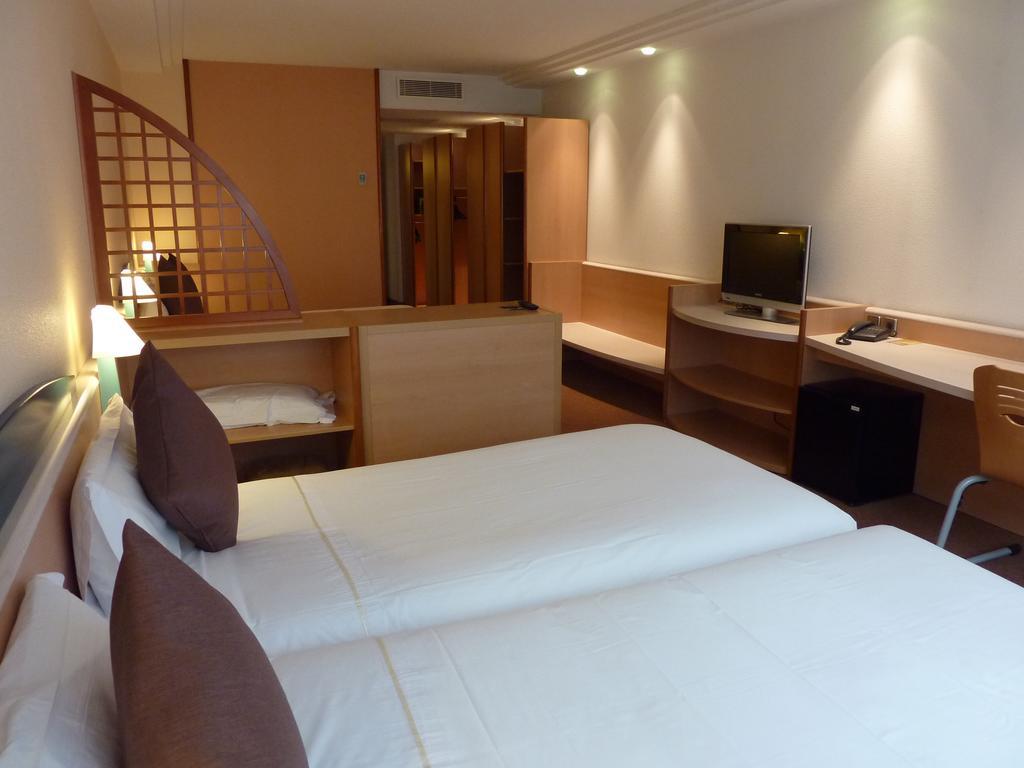 Hotel Tropical Les Escaldes Rum bild