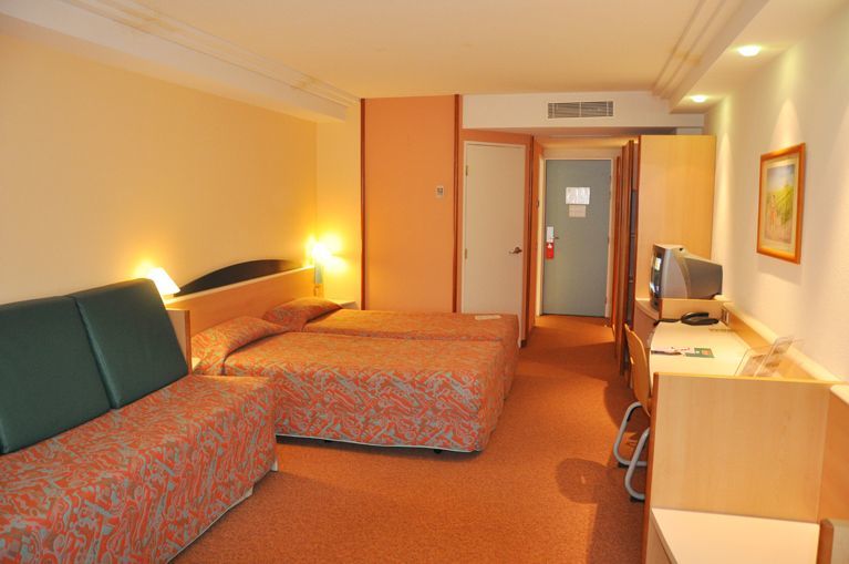 Hotel Tropical Les Escaldes Exteriör bild
